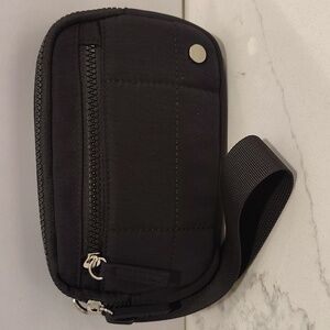 Black Clutch wristletwith Detachable Canvas Strap Multiple Zip Pockets NWOT